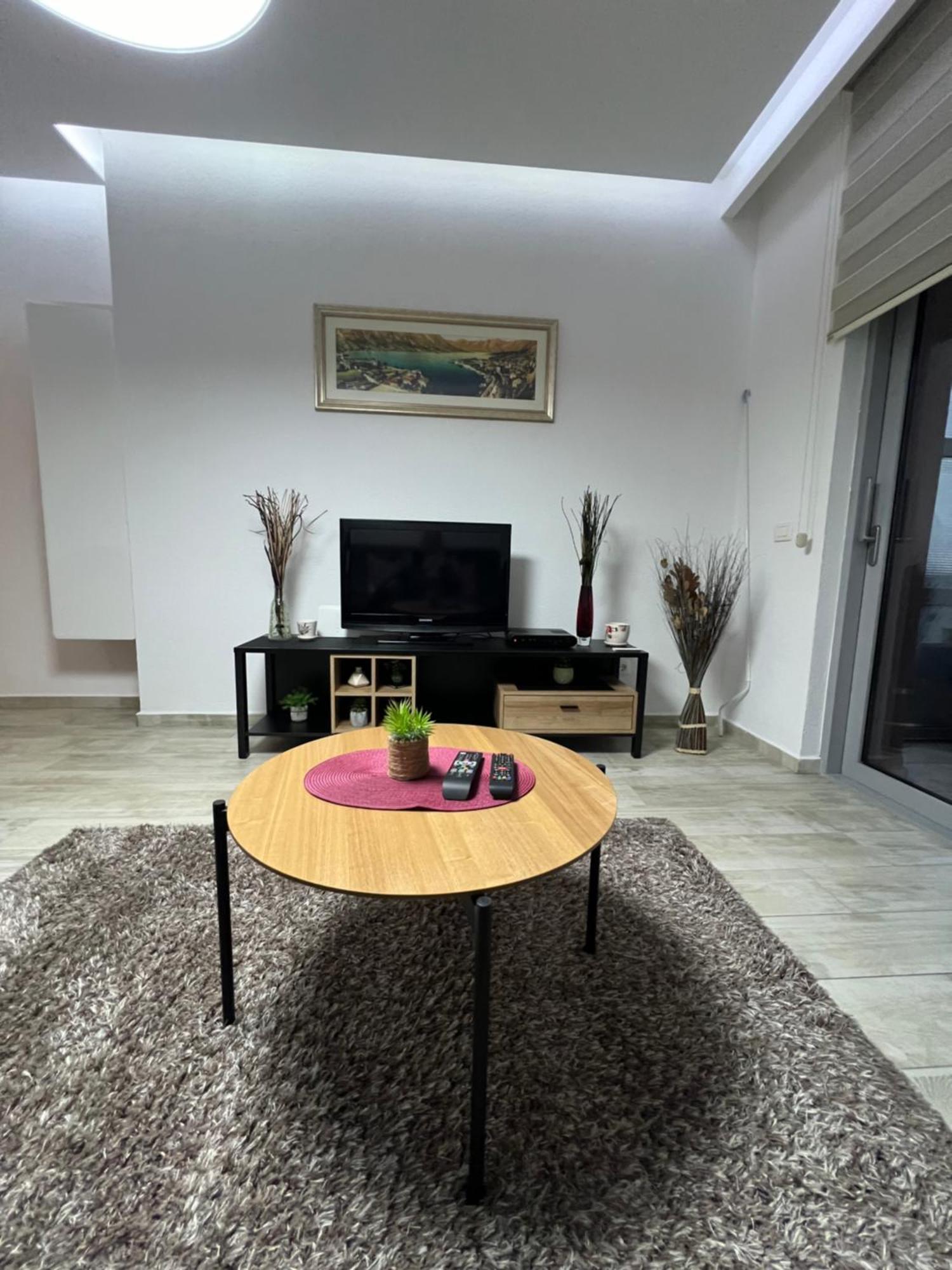 Apartman Nadja Apartment Kotor Exterior foto